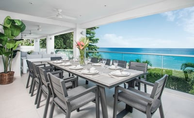 Luxury Villa Photo #4