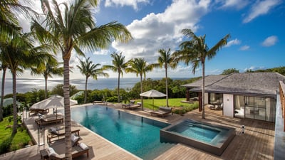 Luxury Villa Photo #2