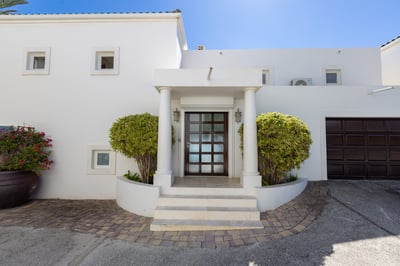 Luxury Villa Photo #48