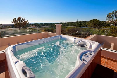 Luxury Villa Photo #4