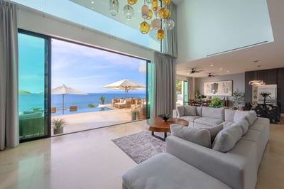 Luxury Villa Photo #20