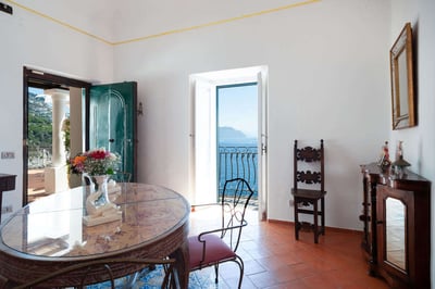 Luxury Villa Photo #21