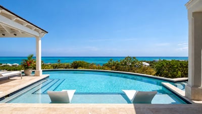 Luxury Villa Photo #4