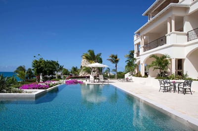 Luxury Villa Photo #6