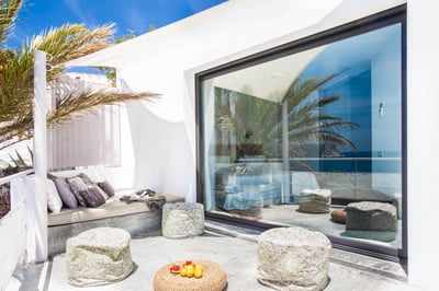 Luxury Villa Photo #17