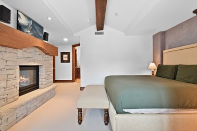 Luxury Villa Photo #22