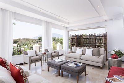 Luxury Villa Photo #16