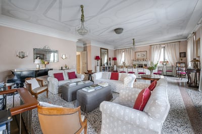 Luxury Villa Photo #67