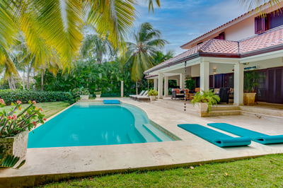 Luxury Villa Photo #7