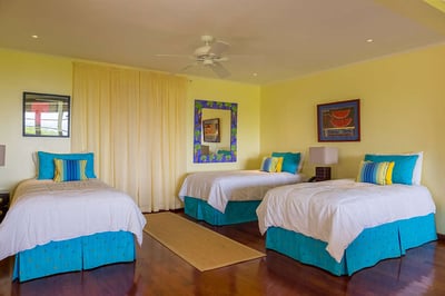 Luxury Villa Photo #12