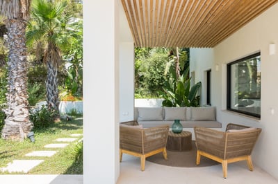 Luxury Villa Photo #11