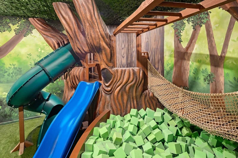 Ten Pin at Villatel Village Solterra