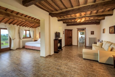 Luxury Villa Photo #21
