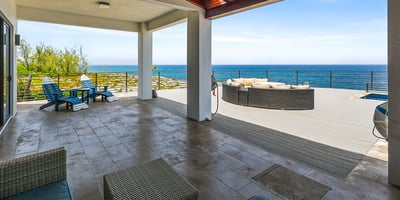 Luxury Villa Photo #9