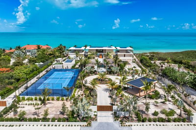 Luxury Villa Photo #4