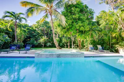 Luxury Villa Photo #13