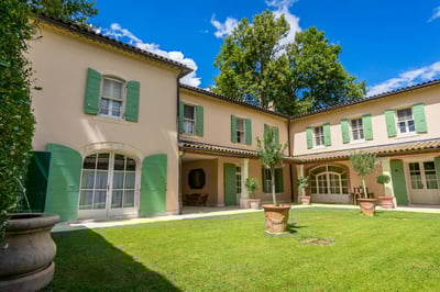 Luxury Villa Photo #7