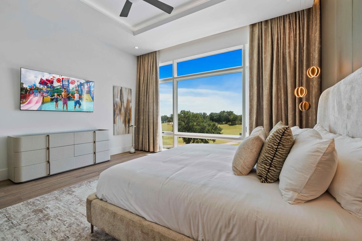 Reunion Royale Retreat