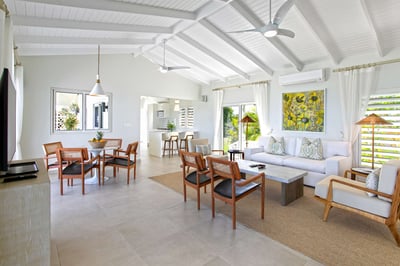 Luxury Villa Photo #13