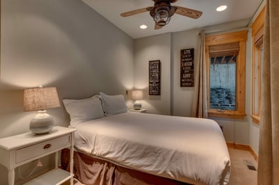 Luxury Villa Photo #21