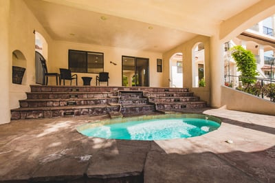 Luxury Villa Photo #7