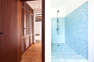 Luxury Villa Photo #27