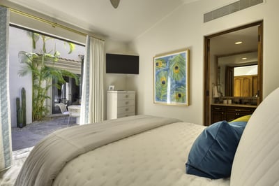 Luxury Villa Photo #33