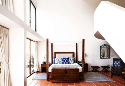 Luxury Villa Photo #18