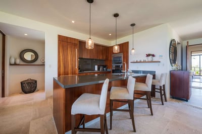 Luxury Villa Photo #14