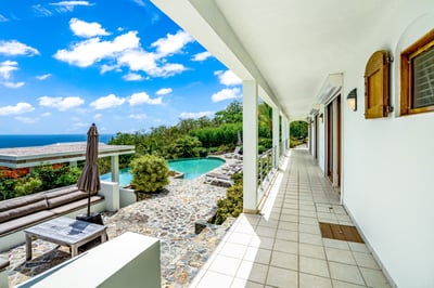 Luxury Villa Photo #8