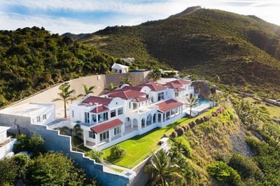 Luxury Villa Photo #30