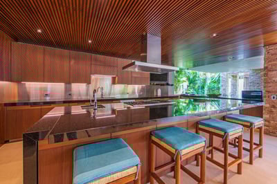 Luxury Villa Photo #22