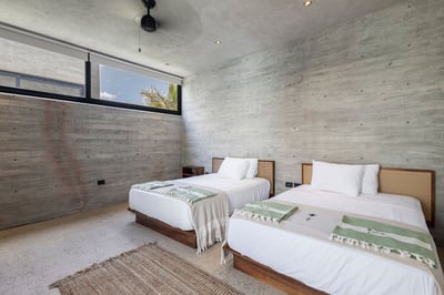 Luxury Villa Photo #37