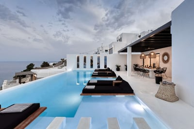 Luxury Villa Photo #2