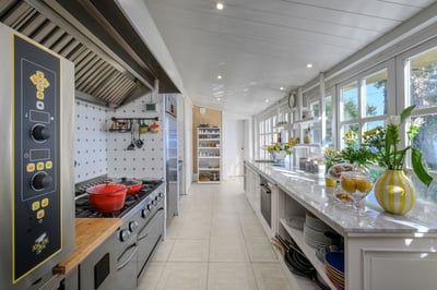 Luxury Villa Photo #31