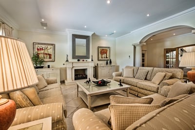 Luxury Villa Photo #17