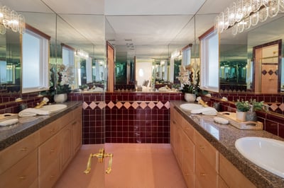 Luxury Villa Photo #50