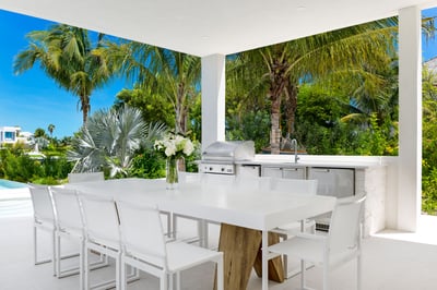 Luxury Villa Photo #5