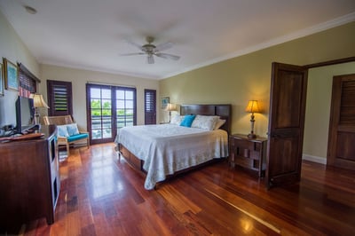 Luxury Villa Photo #19