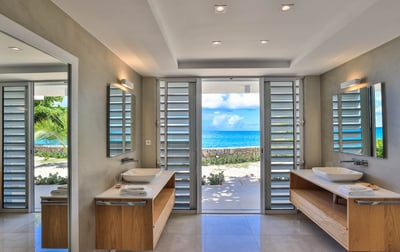Luxury Villa Photo #34