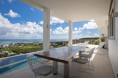 Luxury Villa Photo #7