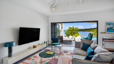 Luxury Villa Photo #13