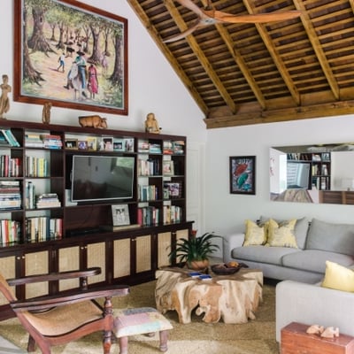 Luxury Villa Photo #15