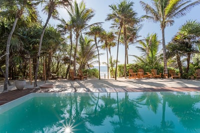 Luxury Villa Photo #6