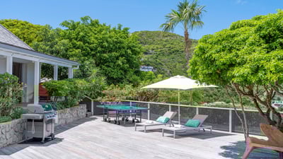Luxury Villa Photo #18