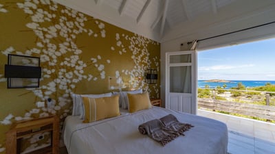 Luxury Villa Photo #22