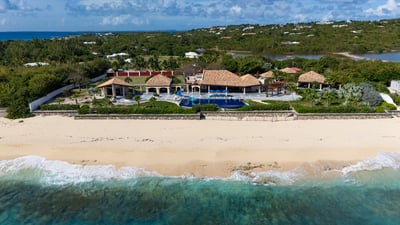 Luxury Villa Photo #2