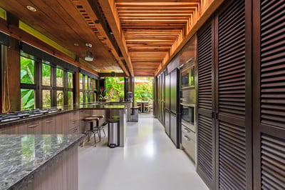 Luxury Villa Photo #28