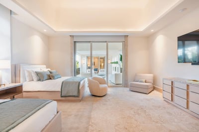 Luxury Villa Photo #65