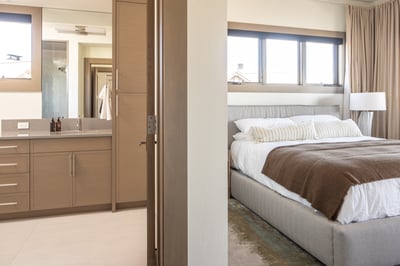 Luxury Villa Photo #24